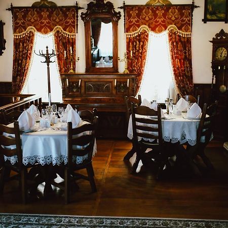 Antique House Hotel Dubno Kültér fotó