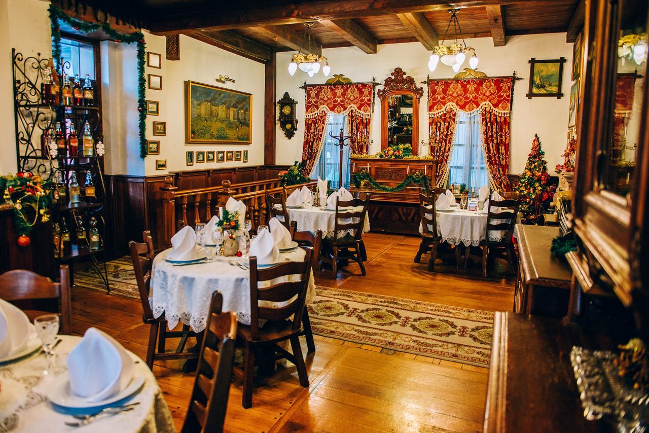 Antique House Hotel Dubno Kültér fotó