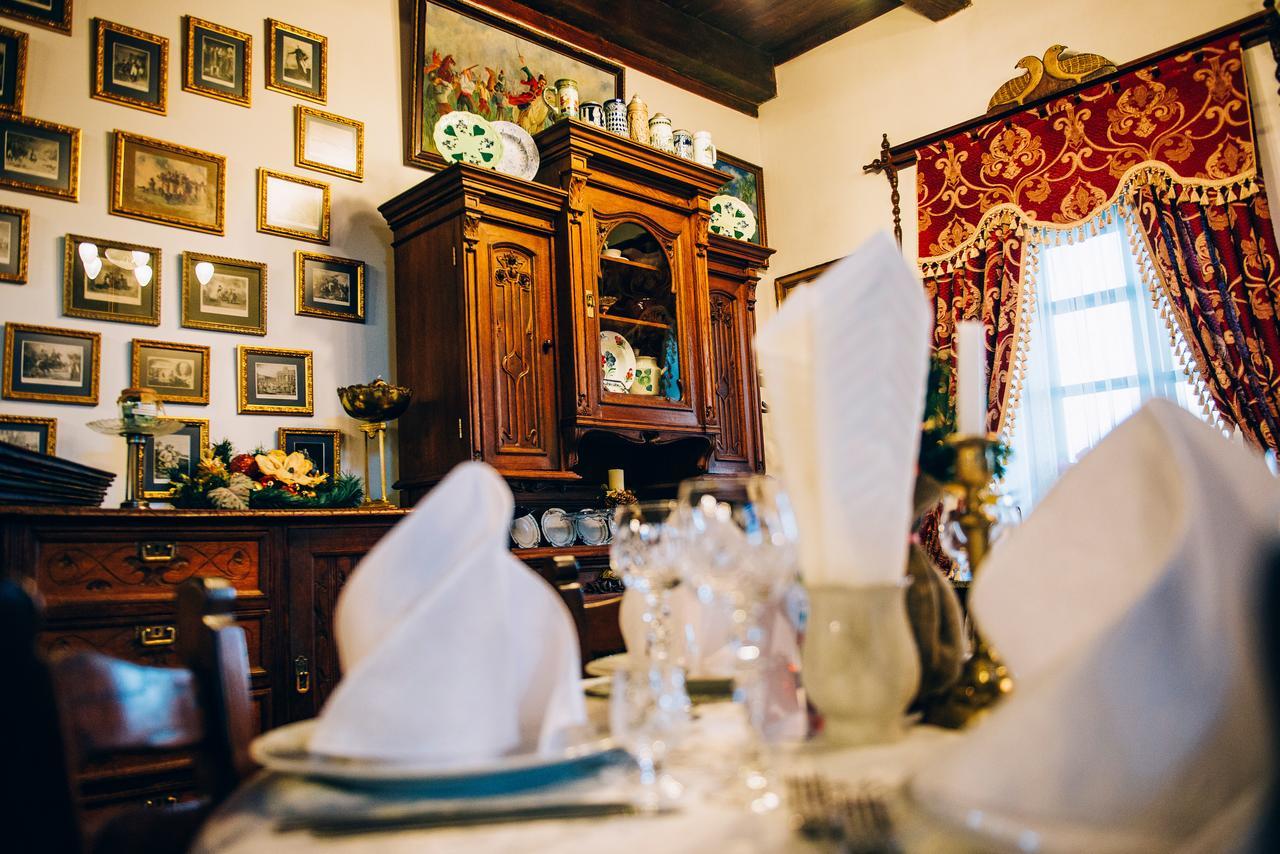 Antique House Hotel Dubno Kültér fotó