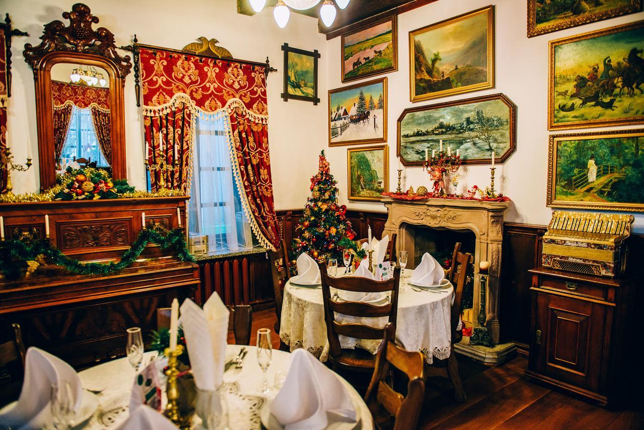 Antique House Hotel Dubno Kültér fotó