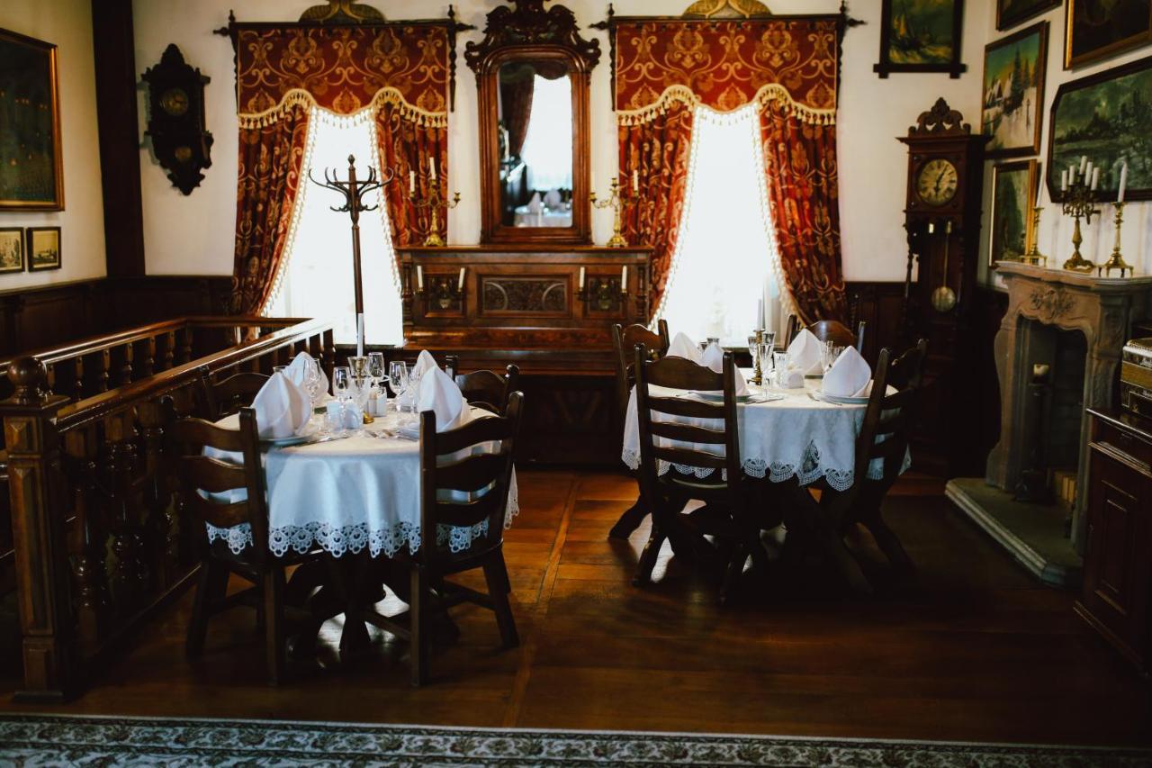 Antique House Hotel Dubno Kültér fotó